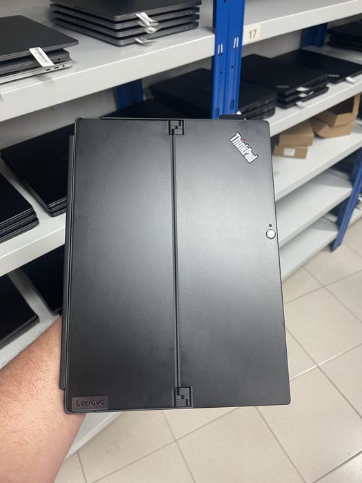 Lenovo ThinkPad X12 Detachable i5-1130G7 12.3'' FHD 16GB Ram 512GB SSD | AmigoTech |