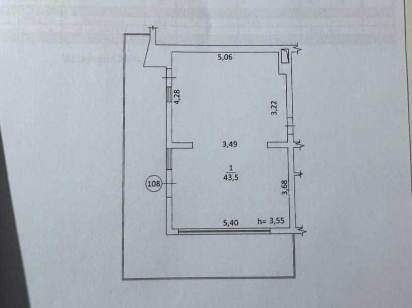 Продаж комерційного приміщення на вул. Пасічній, ЖК "SOLOWAY"