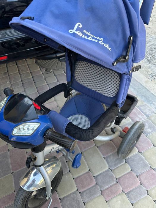 Детский велосипед трехколесный , с ручкой и крышей