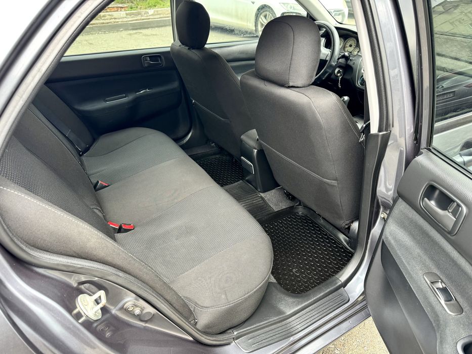 Продам Митсубиси Лансер