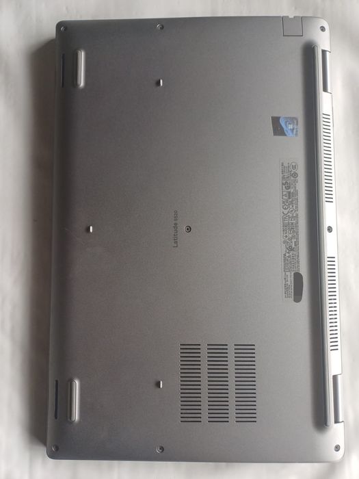 Dell Latitude 5520 Portátil Profissional