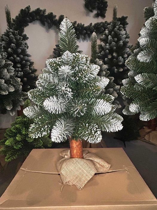 Choinka Sztuczna na pniu 60cm-mała-na komodę-Ośnieżona Producent