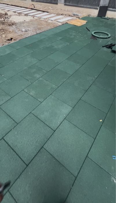 Укладання бруківки резинове покриття