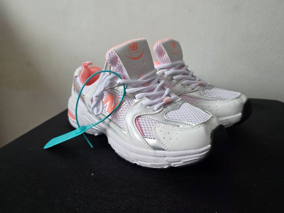 Нові кросівки New Balance 530 White/Pink • Розмір 39