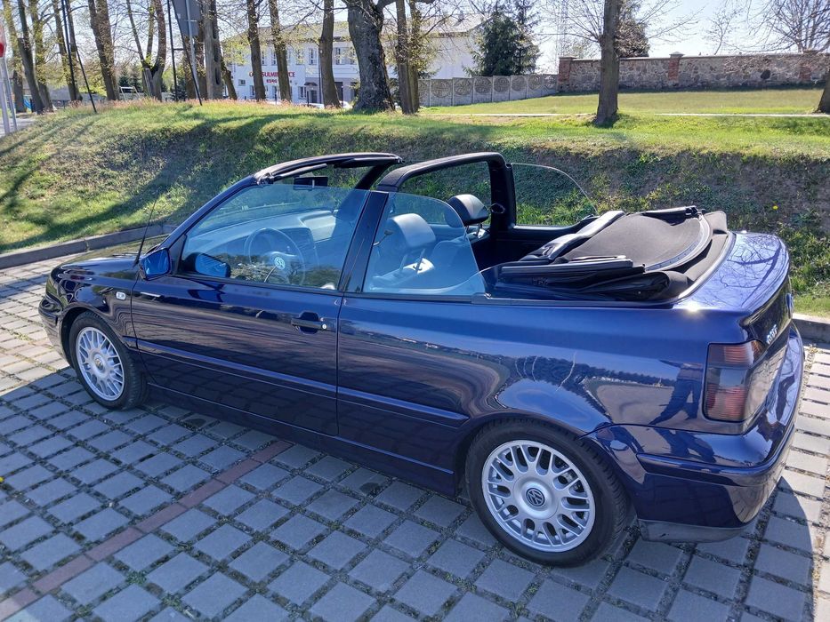 VW Golf IV cabrio -oferta dla konesera