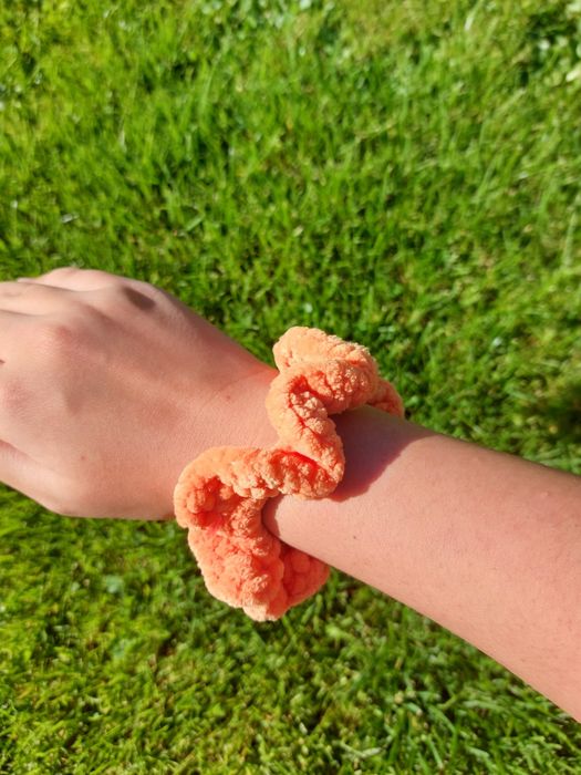 Gumka scrunchie na szydełku