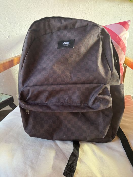Mochila Vans usada mas bom estado ver fotos