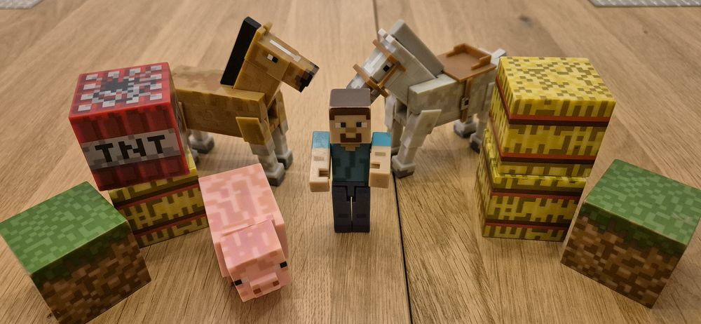 Figurki Minecraft Overworld Saddle Pack.