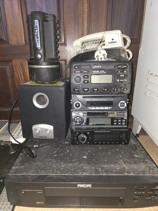Conjunto Artigos Electrónicos64738226254466122