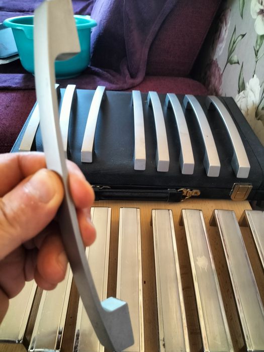 Ручки мебельные стальные