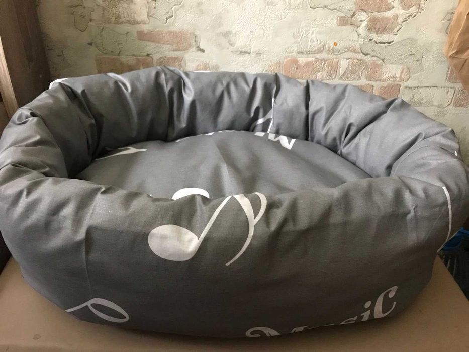 Лежанка для домашніх собак та котіа