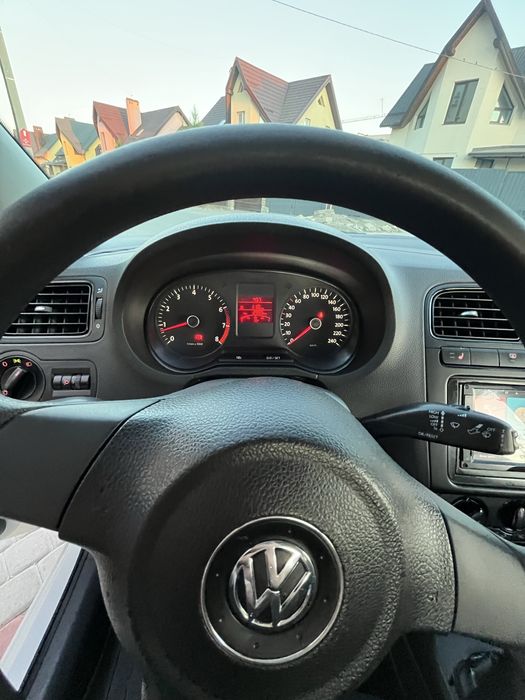 Volkswagen polo 1.6/ газ