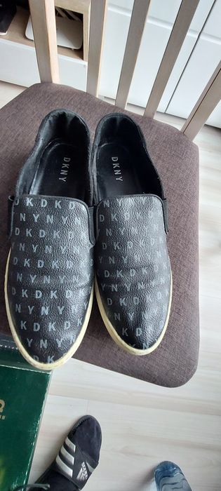 DKNY rozm. 42 (27,5 cm) idealne na wiosnę