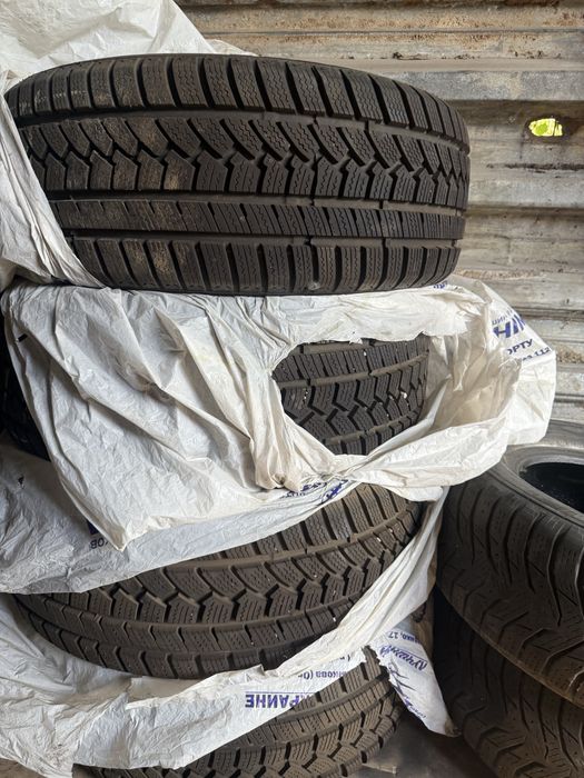 Шины 215 50 17.                   .               .