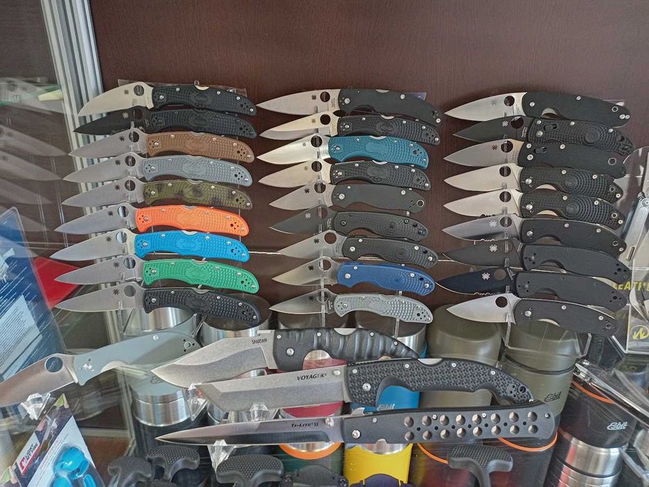 Складные ножи Spyderco