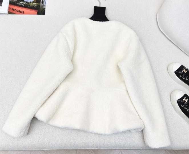 Elegancka Kurtka Miękka z Talio-Baskinką S M L