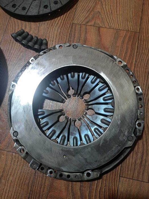 Демпфер комплект зчеплення VW T5 1.9TDI 03-09 SACHS 2290 601 059 UA61