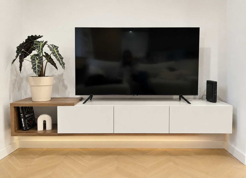 Móvel de sala praticamente novo – à venda