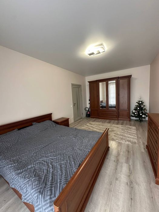 Оренда.1км.квартири. Довженка-58 поряд парку та озера