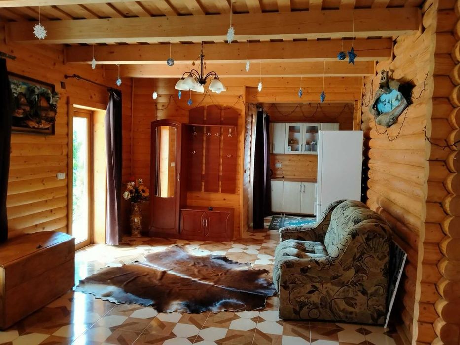 Продається база відпочинку в Шаянах