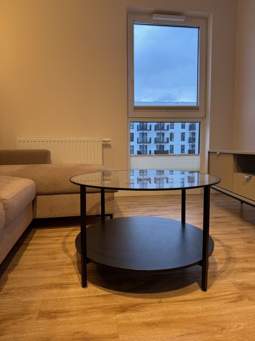 Stolik kawowy (szklany blat)