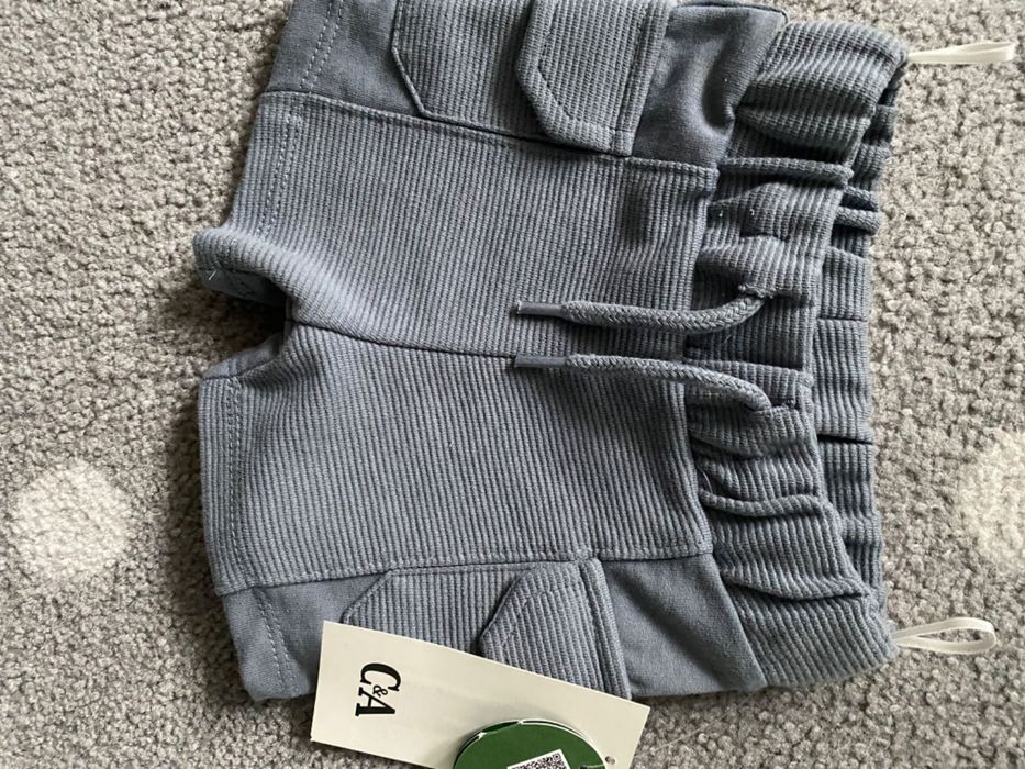 Nowe krótkie spodenki szorty niebieskie r.62 w prazki c&a baby club