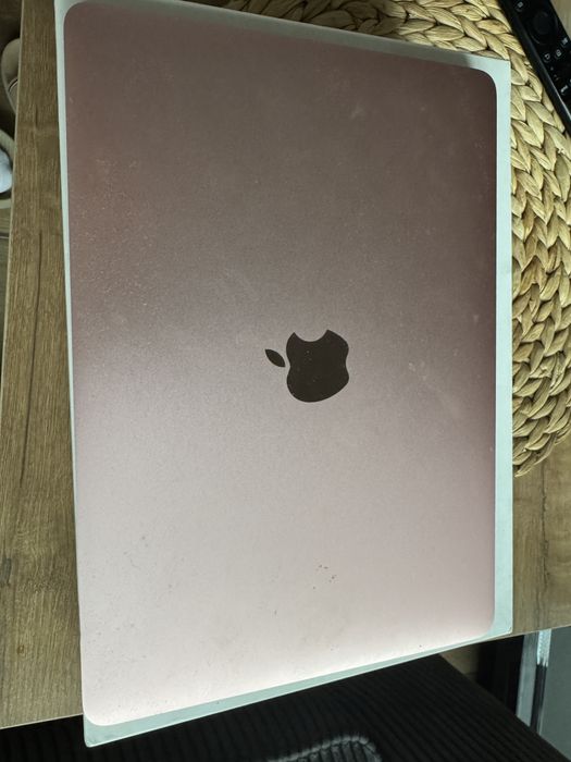 Macbook 12inch 2017 rose gold