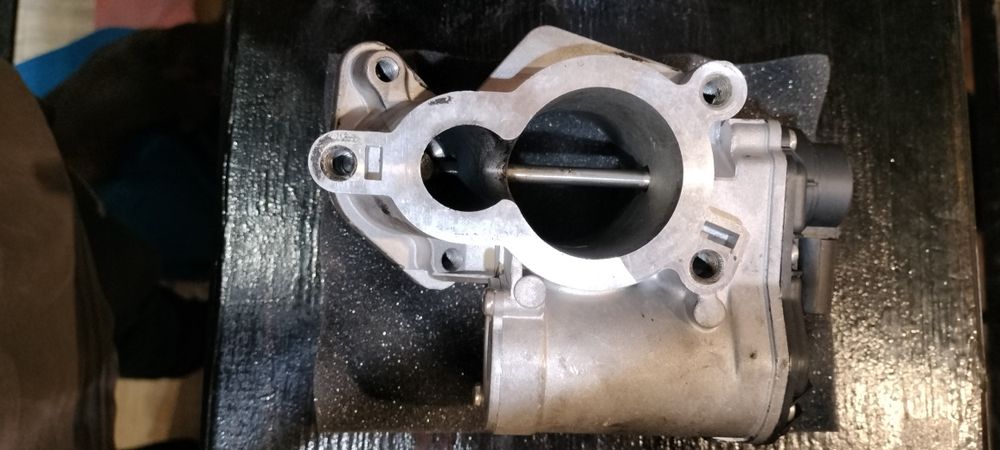 Клапан ЕГР Renault Trafic