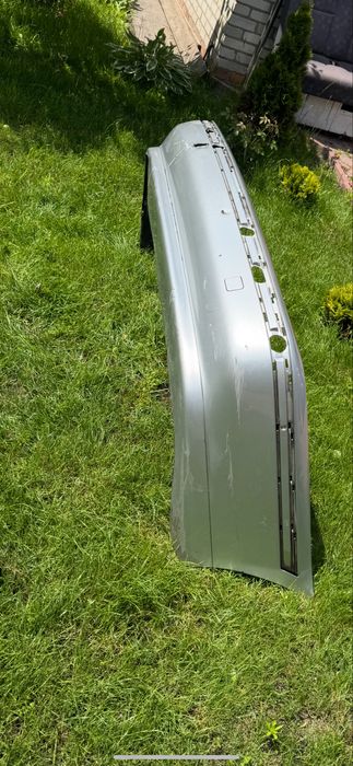 Задній бампер е39