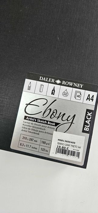 [BAIXA PREÇO] Caderno de desenho folhas pretas