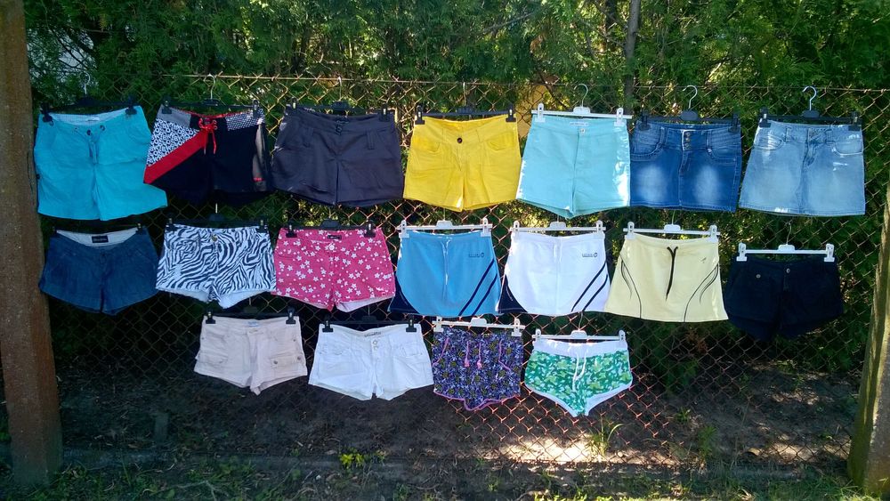 Krótkie spodenki i spódniczki damskie rozm S