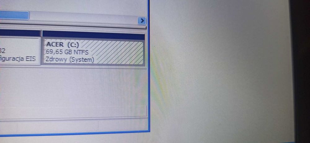 XBOX ONE X 1T+PAD i laptop