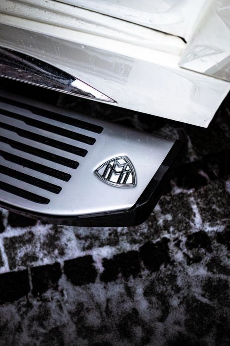 Wynajem do ślubow przejazdy VIP Maybach GLS600