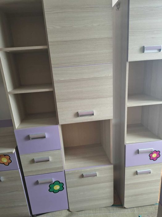 Meble do pokoju dziewczynki