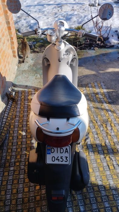 Мопед на документах