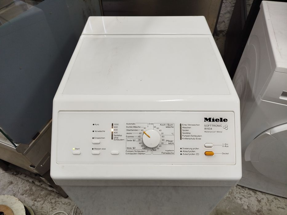 Пральна машина Miele W604.