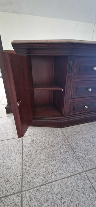 Aparador com Espelho - Hall de entrada ou sala de jantar