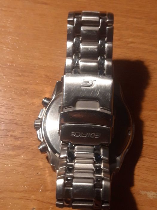 Casio Edifice EF 539 bardzo ładny stan wizualny . 100 % sprawny