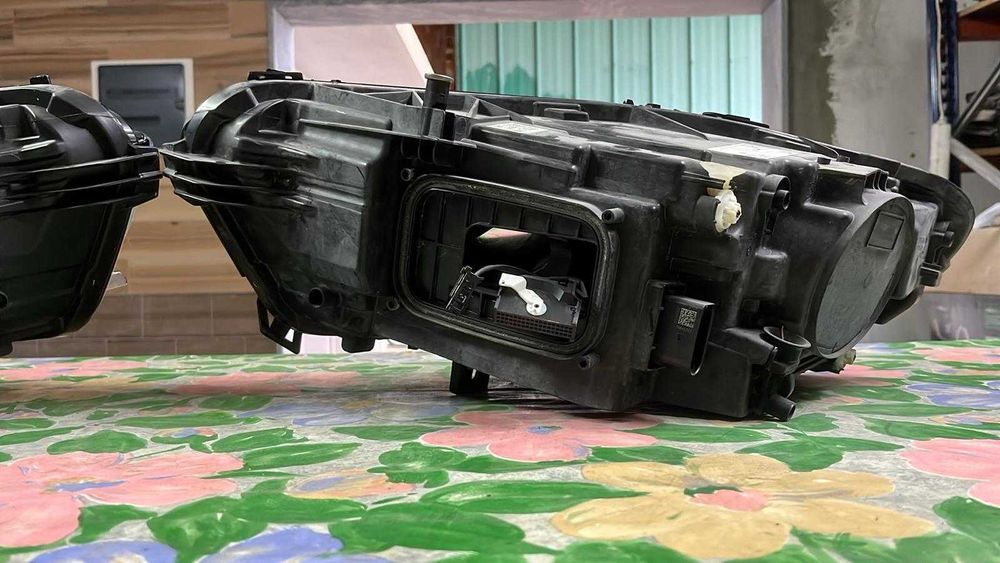 Par de Faróis Mercedes CLA W118 LED