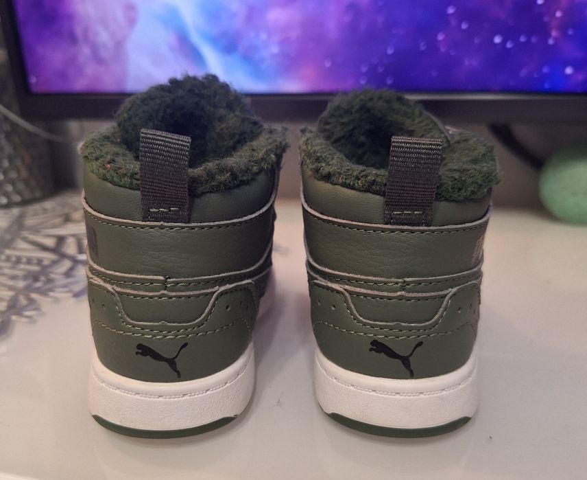 Buty zimowe przejściowe sneakersy wysokie ocieplane Puma rozm.23