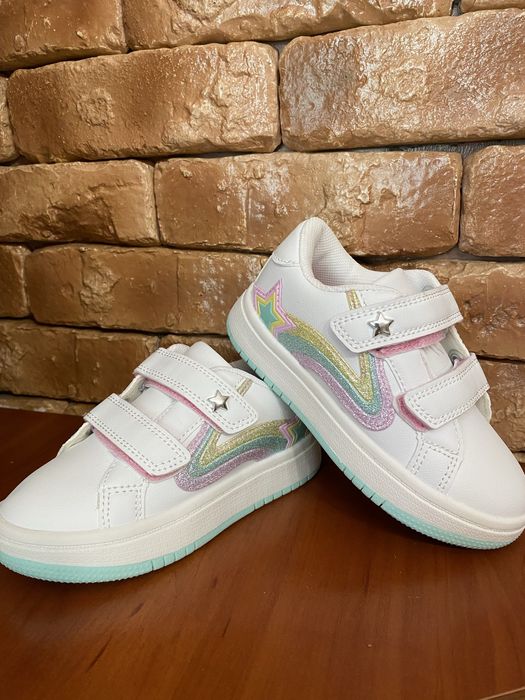 Кросівки на дівчинку Нові