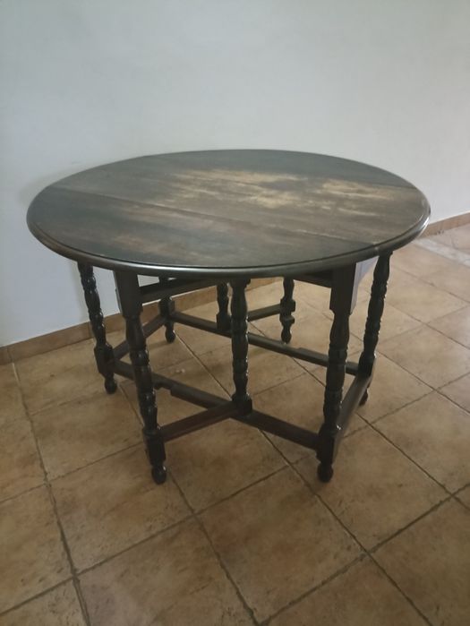 Vendo Mesa em madeira (antiguidade)
