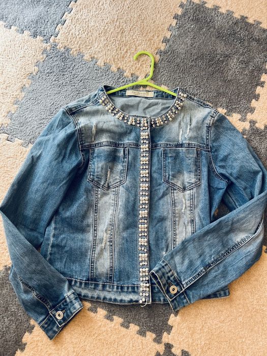 Куртка джинсова жіноча