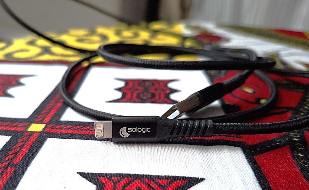 Kabel Sologic lightning - USB C , 2m.