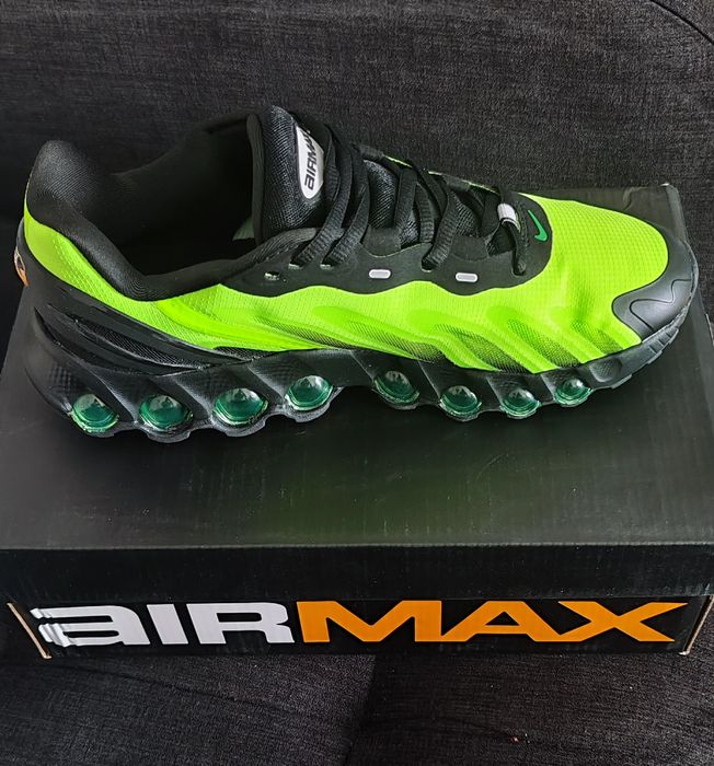 Sapatilhas Nike Air Max DN8