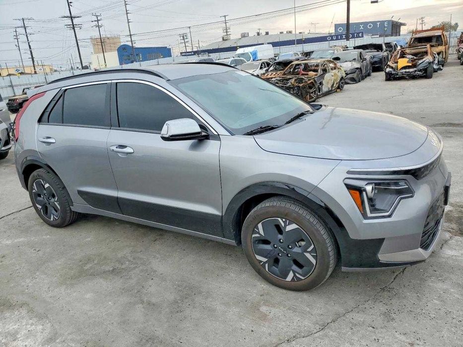 Kia Niro Wind (2025)