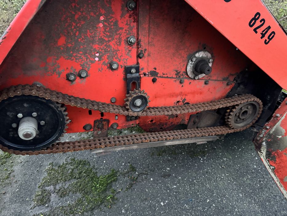 Кукурудзяна жатка oros