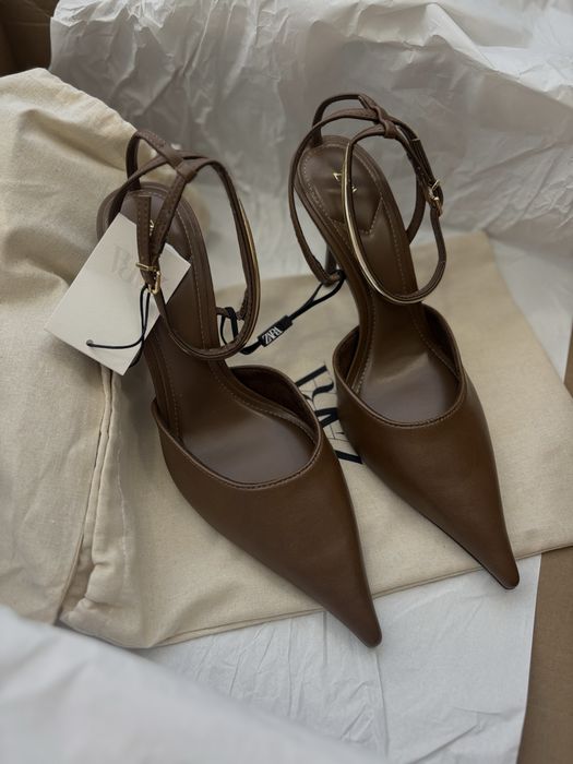 Туфлі на підборах Zara