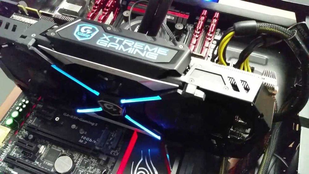 видеокарта   Gigabyte GeForce GTX 1080 Xtreme Gaming . рабочая