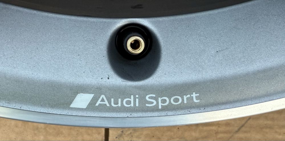 Oryginalne felgi Audi Sport 19" A4 A6 Q5 5x112 8.5J ET40 8W0